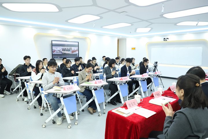 bob买球软件APP玩法规则副校长翟