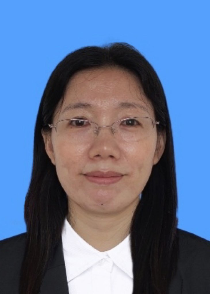 职称：副教授、中级会计师、税务师