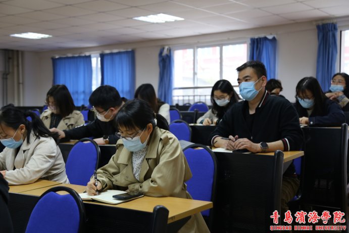 争做堪当民族复兴重任的时代青年”主题