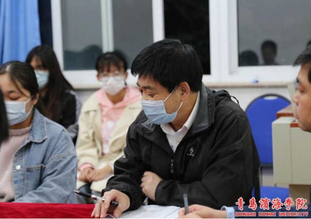 大会一致同意接收牟成风等6名同志为预