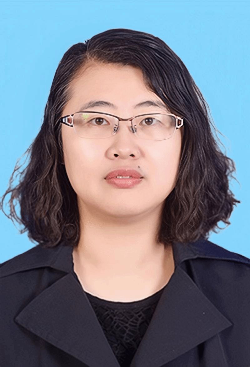 曾获校级优秀教师
