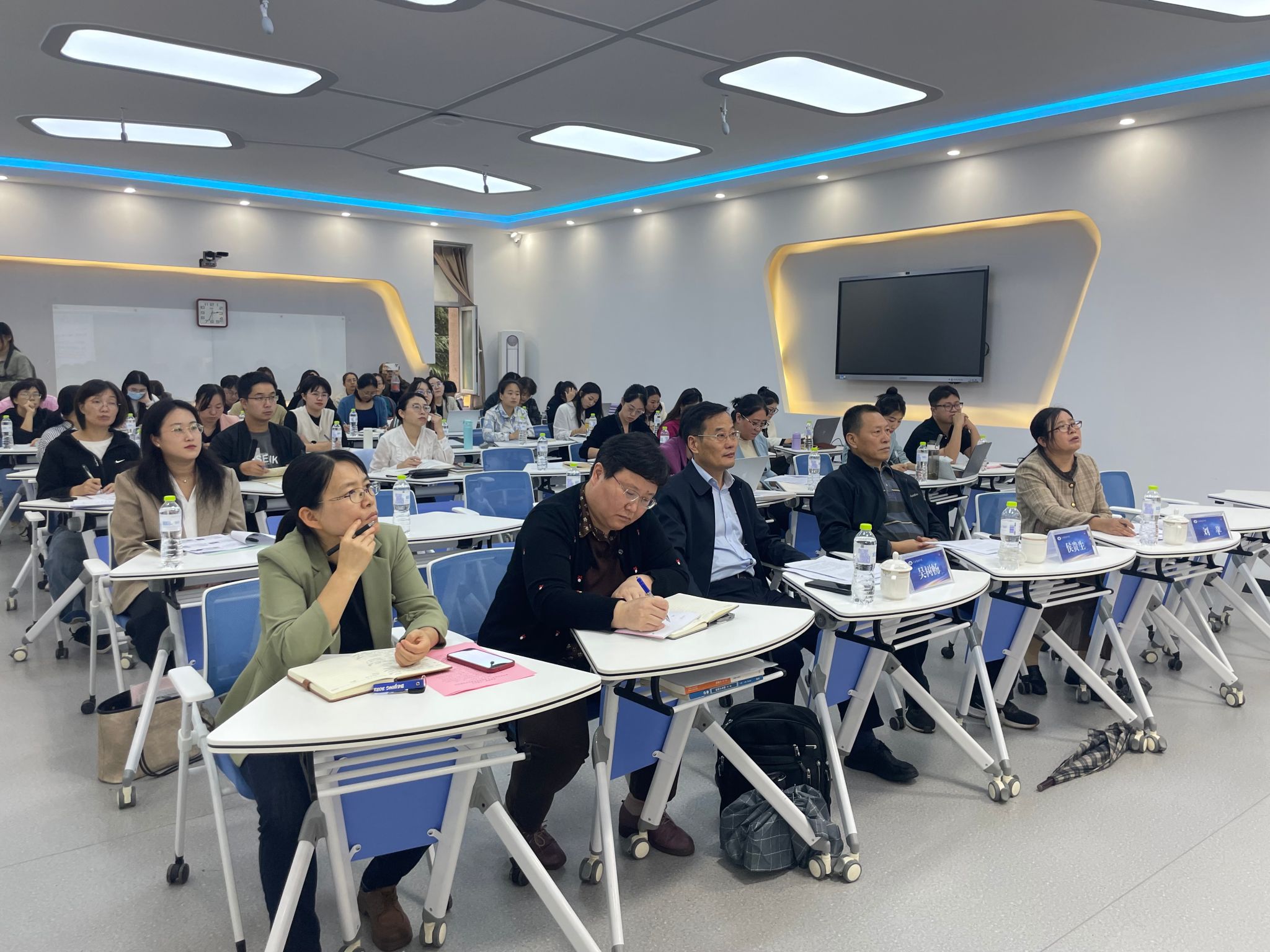随后王冬冬处长登台致辞